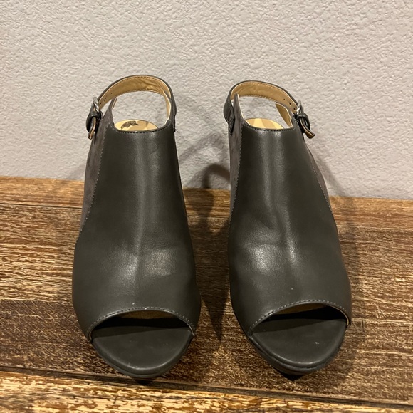 stuart weitzman DAWN open toes sandals size 7.5 US - Picture 12 of 12